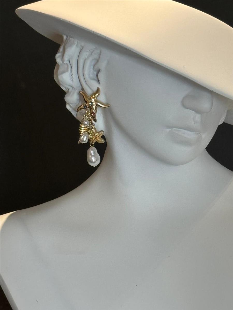 Ember Deniz Yıldızı Formlu Chramlı Sallantılı Küpe