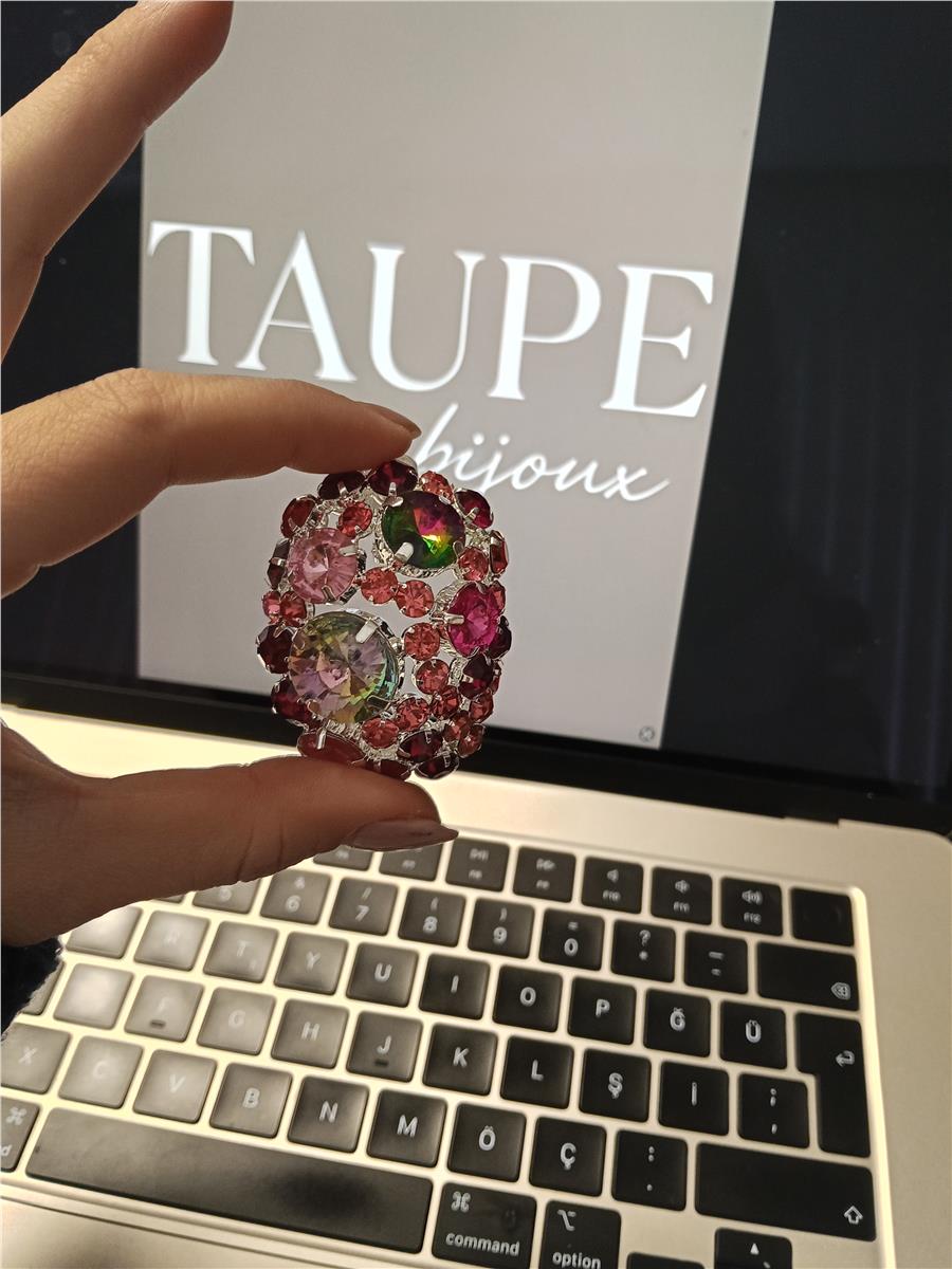 Edna Pembe ve Renkli Taşlı Oval Küpe Büyük