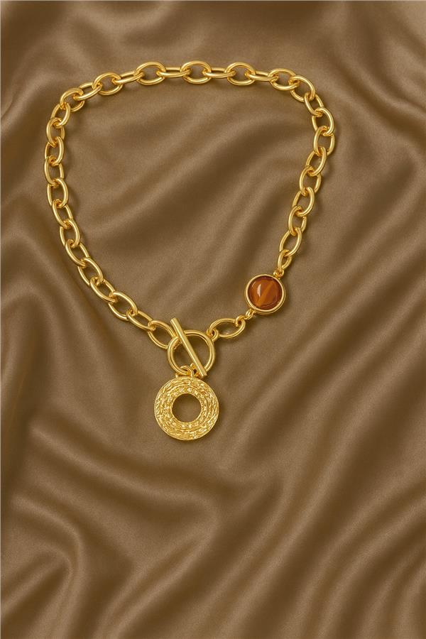 Maya Kırmızı Boncuk Detaylı Gold Renk Kolye