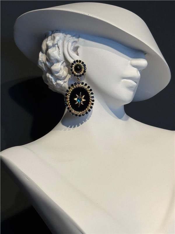 Lucia Siyah Taşlı Vintage Küpe