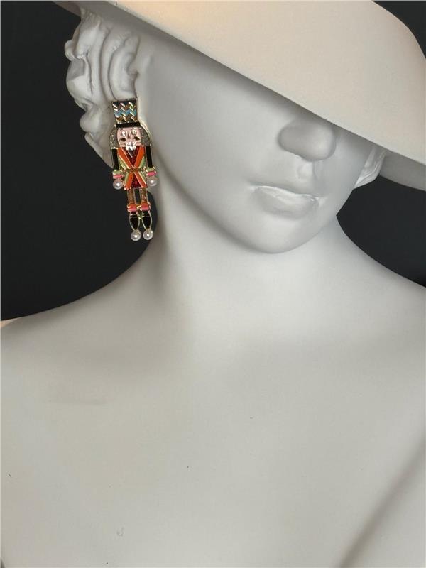 Faye Kırmızı Mavi Kurşun Asker Figürlü Küpe