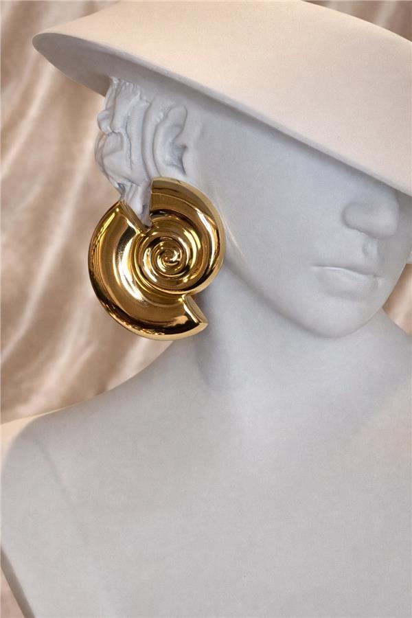 Daisy Gold Rengi Metal Deniz Kabuğu Küpe